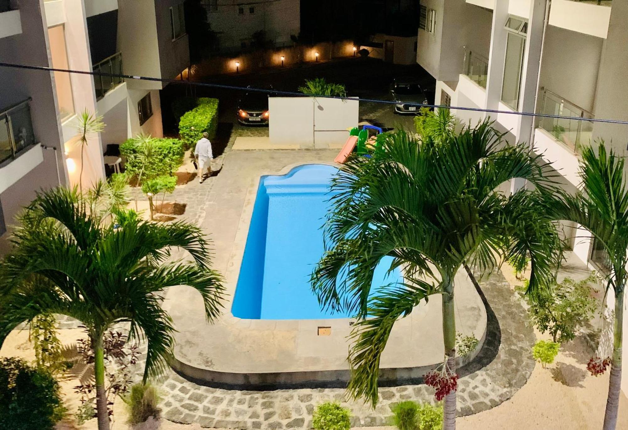 Ibiza Apartment - 150M From The Beach Flic-en-Flacq Dış mekan fotoğraf